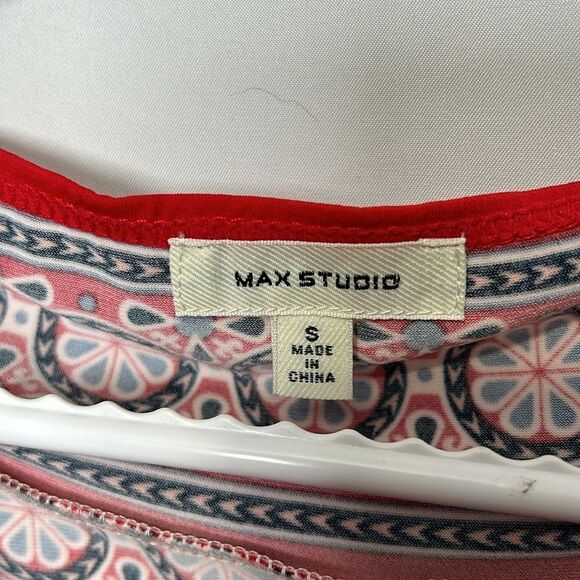 Max studio Beautiful dresses - Picture 2 of 3